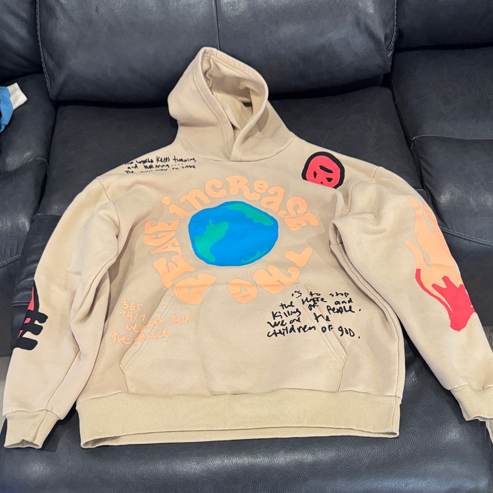 PacSun Beige Hoodie with Graphic Accents